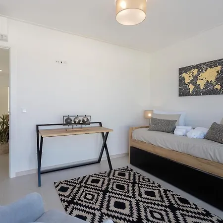 Anita - By Sch Villa Salir de Porto